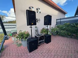 Zu den Hauptinhalten springen Hilfe zur Barrierefreiheit Feedback zur Barrierefreiheit englisch auf deutsch KI‑Modus Alle Bilder Videos Kurze Videos Web Bücher Mehr Suchfilter Englisch Deutsch  Audioanlage im Freien mit Lautsprechern und Audiogeräten auf einer gemauerten Terrasse, umgeben von Topfpflanzen und einem Garten.  Feedback Google Übersetzer Google https://translate.google.com › ... Mit diesem kostenlosen Google-Dienst lassen sich Wörter, Sätze und Webseiten sofort zwischen Deutsch und über 100 Sprachen übersetzen. Der präziseste Übersetzer der Welt DeepL Translate https://www.deepl.com › translator Übersetzen Sie Texte und ganze Dateien im Handumdrehen. Präzise Übersetzungen für Einzelnutzer und Teams. Jeden Tag nutzen Millionen von Menschen DeepL. Englisch – Deutsch Deutsch – Englisch Deutsch – Französisch DeepL Write Englisch ⇔ Deutsch | 1.8M Übersetzungen Pons https://de.pons.com › übersetzung › englisch-deutsch Das umfangreiche PONS Englisch-Deutsch Wörterbuch mit über einer Million Einträge, Phrasen und Übersetzungen - erstellt von professionellen Lexikographen. PONS Textübersetzung... PONS Übersetzer Suche Englisch Wörterbuch - leo.org - Startseite LEO https://dict.leo.org LEO.org: Dein Englisch ⇔ Deutsch Wörterbuch im Internet, mit natürlicher Aussprache, Flexionstabellen, Forum, Vokabeltrainer und Sprachkursen. dict.cc | Wörterbuch Englisch-Deutsch Dict.cc https://www.dict.cc Übersetzungen nachschlagen, Sprachaufnahmen anhören, Online-Vokabeltrainer. Deutsch / Englisch Dict.cc Englisch-Deutsch... Deutsch-Rumänisch PT Die 6 besten Englisch-Deutsch Übersetzer im Internet 2025 iQ Lingua https://www.iq-lingua.de › Blog Die 6 besten Englisch-Deutsch Übersetzer im Internet 2025 · 1. Google Übersetzer – die Alltags-Lösung · 2. PONS Übersetzer – das perfekte Tool für Wortliebhaber. Englisch – Deutsch Übersetzer | Sicher. Präzise. Echt. supertext.com https://www.supertext.com › de-CH › uebersetzen › eng... Mit Supertext übersetzen Sie Texte von Englisch nach Deutsch – kostenlos und ohne Anmeldung. Linguee | Deutsch-Englisch Wörterbuch (und weitere Sprachen) Linguee https://www.linguee.de Englisch-Wörterbuch und Suche in weltweit einer Millarde Übersetzungen. Sprachen: Englisch, Französisch, Spanisch, Portugiesisch, Deutsch. Deutsch-Englisch Wörterbuch Deutsch-Französisch... Deutsch-Niederländisch... Von Englisch nach Deutsch übersetzen mit DeepL DeepL Translate https://www.deepl.com › translator Übersetzen Sie Texte und Dateien in Sekundenschnelle von Englisch nach Deutsch mit dem präzisesten Übersetzer der Welt. Jeden Tag übersetzen Millionen von ... Übersetzer Google Translate https://translate.google.com › ... Mit diesem kostenlosen Google-Dienst lassen sich Wörter, Sätze und Webseiten sofort zwischen Deutsch und über 100 Sprachen übersetzen. Wird auch oft gesucht DeepL Linguee Google Übersetzer Microsoft Translator ChatGPT Reverso Feedback Übersetzung Deutsch-Englisch englisch-deutsch übersetzer leo Übersetzen free übersetzung englisch-deutsch DeepL Google Übersetzer Deutsch Englisch Englisch Übersetzer Deutsch-Französisch 	1	 2 	 3 	 4 	 5 	 6 	 7 	 8 	 9 	 10 	 Weiter Ergebnisse sind nicht personalisiert Deutschland 35043, Marburg  - Laut deiner IP-Adresse  - Standort aktualisieren HilfeFeedback gebenDatenschutzerklärungNutzungsbedingungen